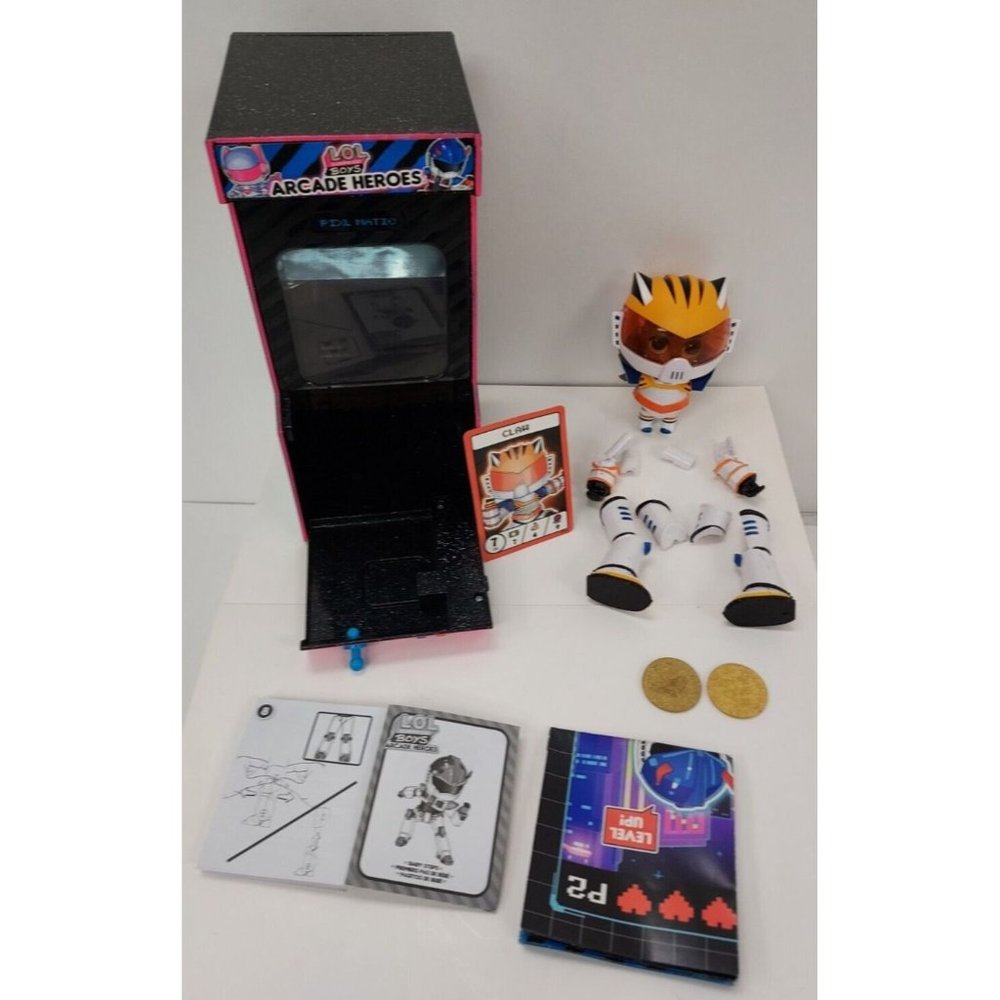 L.O.L. Surprise! Arcade Heroes- The Claw